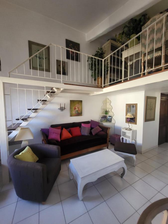 Appartement Au Coeur De La Sorgue L'Isle-sur-la-Sorgue Bagian luar foto
